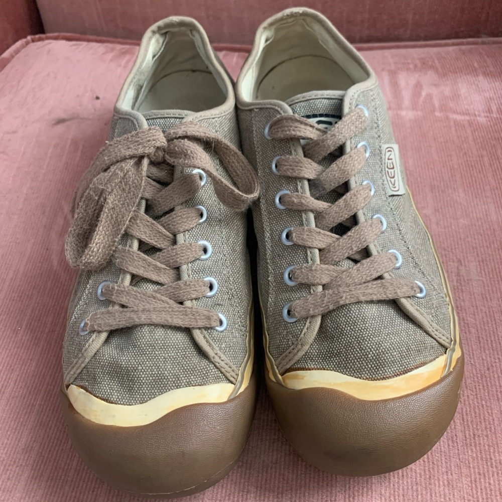 Keen hiking shoes
